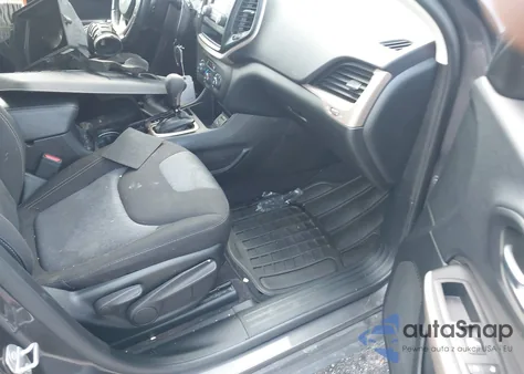 2018 Jeep Cherokee Latitude Fwd из США, поврежденный, VIN 1C4PJLCX0JD524894